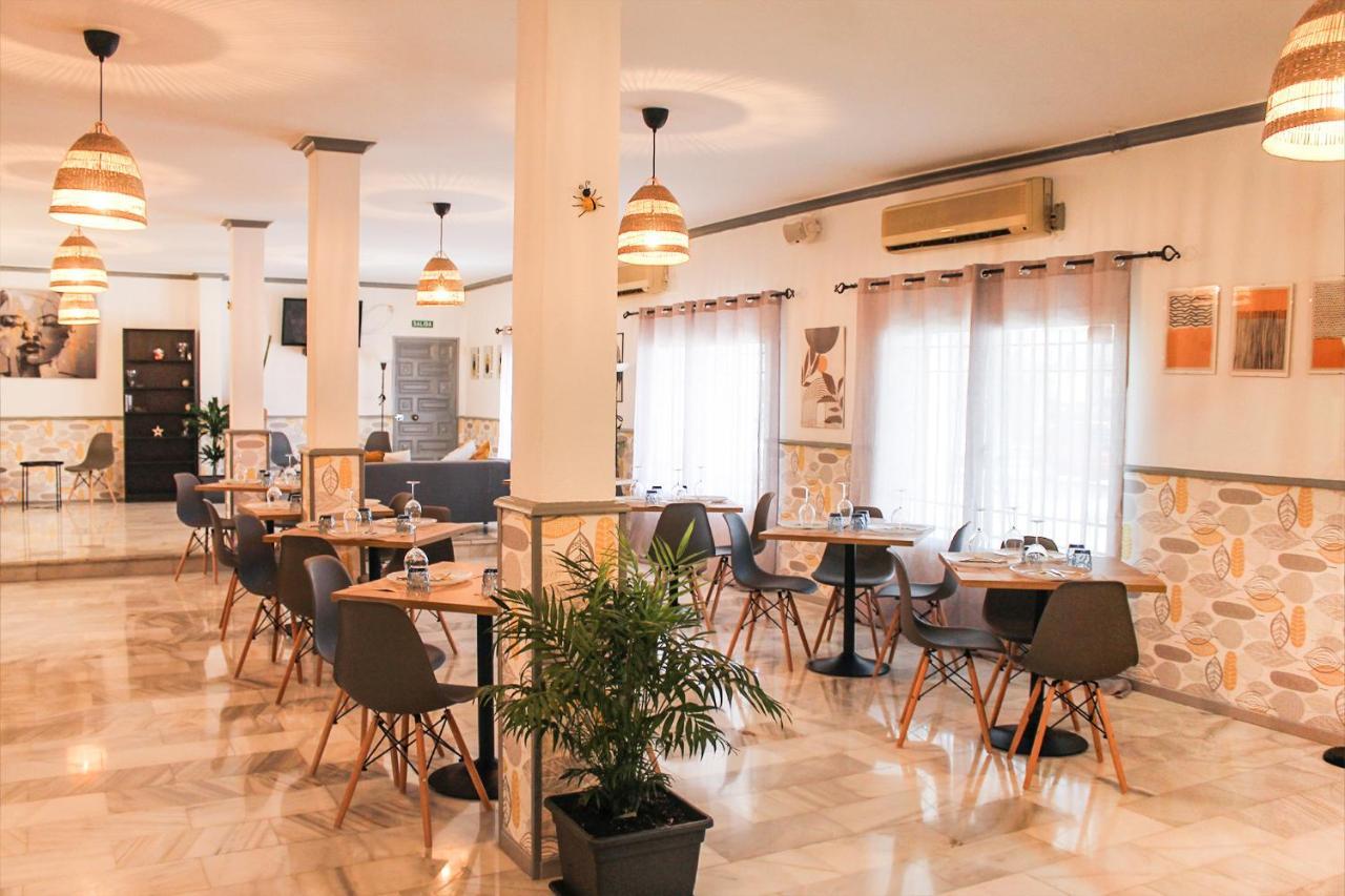 Hotel Vía Sevilla - Cádiz Alojamiento&restaurante